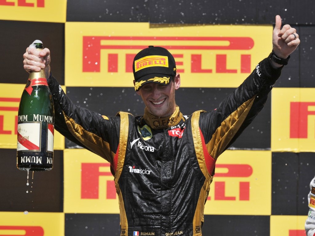 Grosjean interested in Renault return